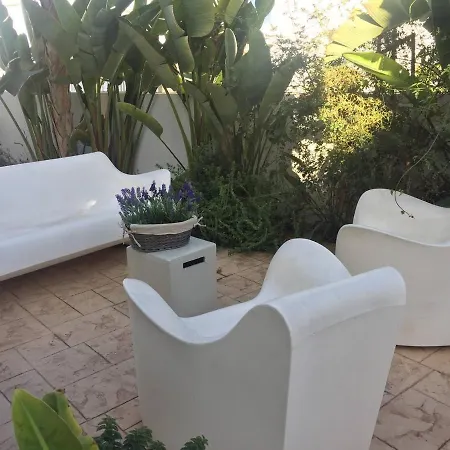Nama Paralimni